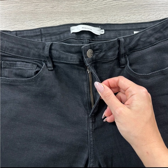 Hidden Jeans Frayed Hem Skinny Black Jeans - Picture 7 of 16